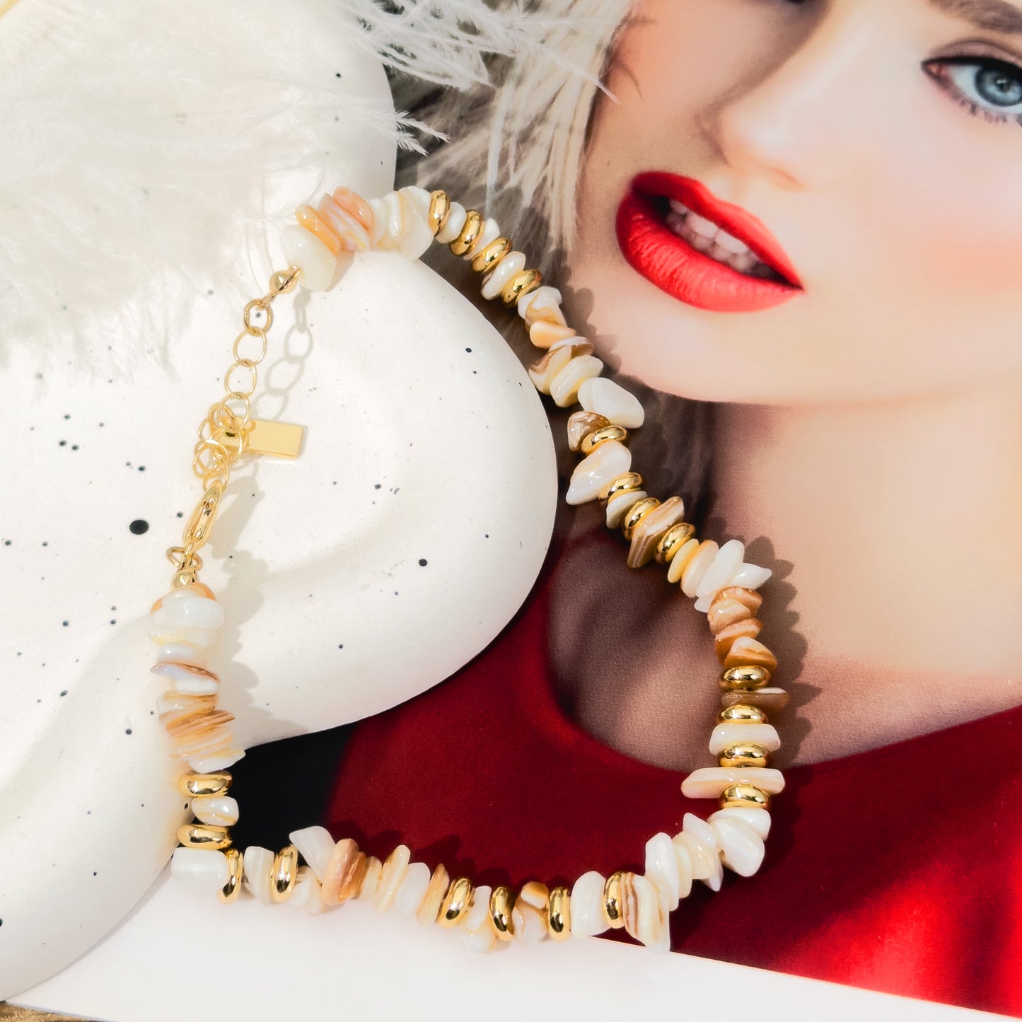 Lxalry Natural Shell Bead Bracelet For Women - Gold Plated Stainless Steel Minimalist Beach Style Jewelry, Waterproof, Hypoallergenic, Summer Gift, Tarnish-Free