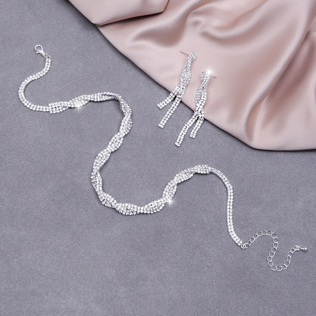 Exaggerated And Exquisite Necklace Earring Set Two-piece Set