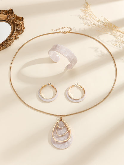 Acrylic Bracelet Earrings Necklace Fashionable Three Piece Set