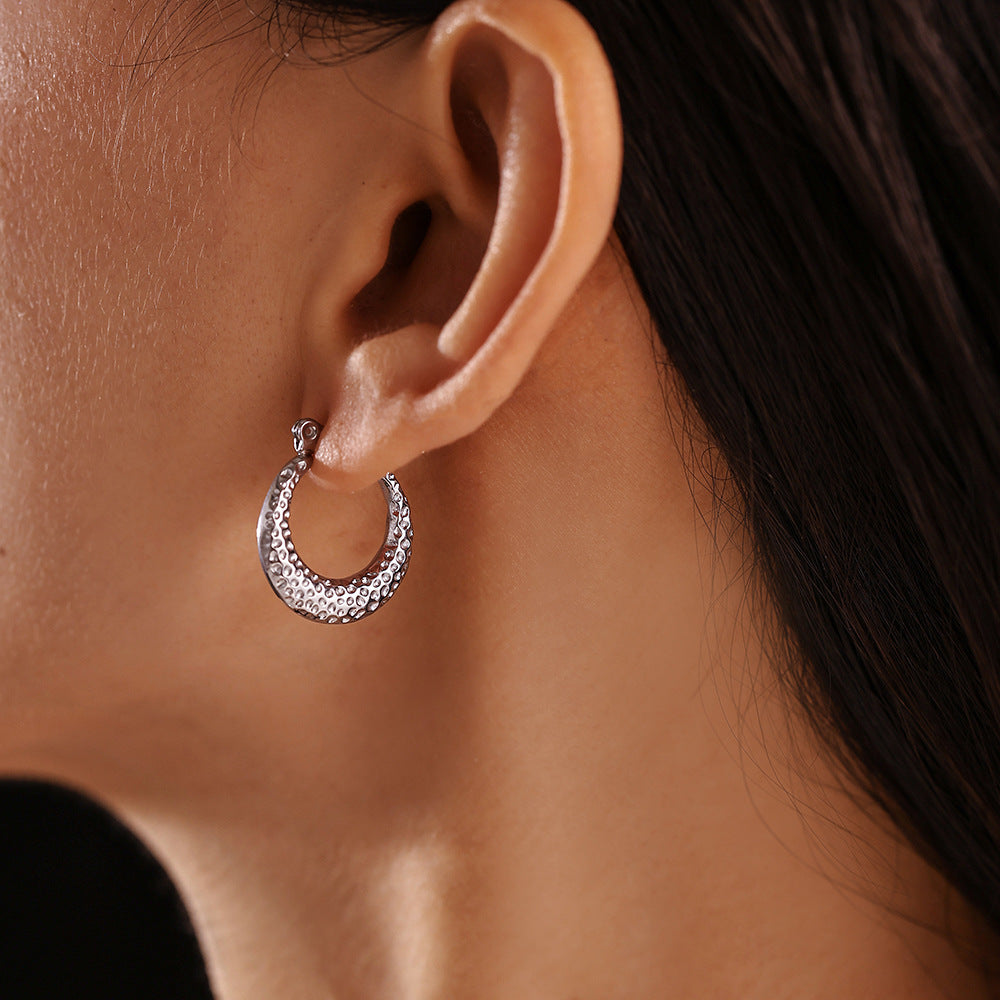 French-style Instagram-worthy Polka-dot C-shaped All-matching Earrings