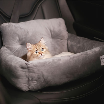Car Seat for Cats and Small Dogs - Soft Gray Pet Carrier with Adjustable Straps, Ergonomic Design for Safe Travel, Secure Fit for Vehicles, Pet Carrier Seat, Vehicle Pet Rest, Comfortable Pet Seat, Secure Pet Rest