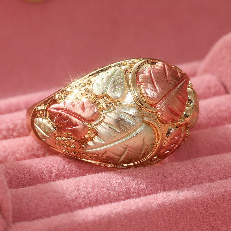 Enamel-colored Irregular Oval Geometric Ring With A Designer Aesthetic For Women