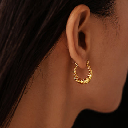 French-style Instagram-worthy Polka-dot C-shaped All-matching Earrings