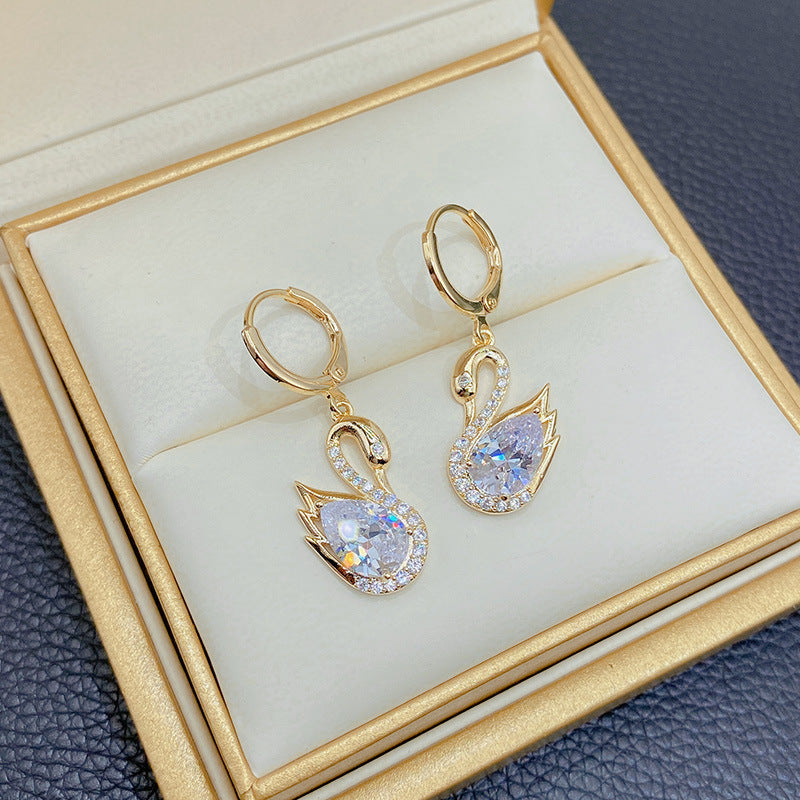 Little Swan Ultra Sparkling Water Diamond Earrings