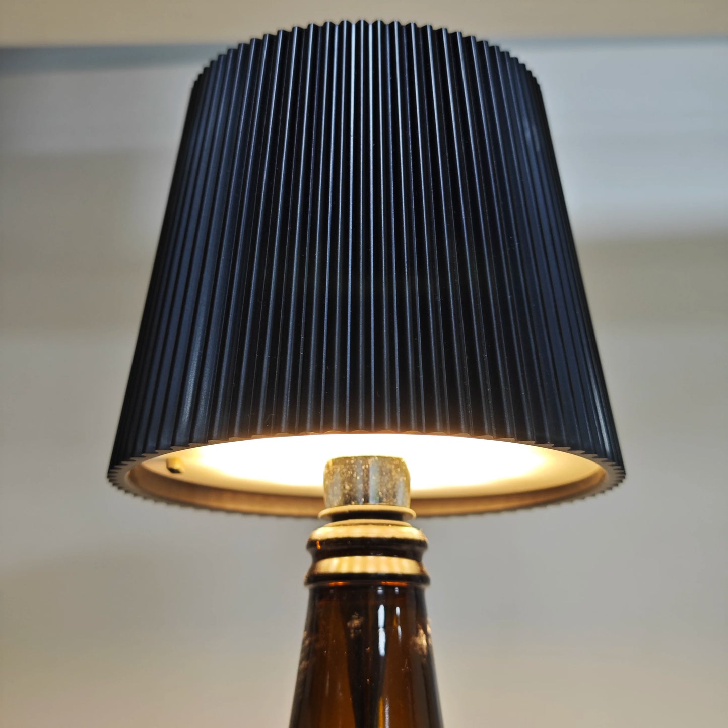 Wine Bottle Lamp LED Table Lamp 3 Color Stepless Dimming Rechargeable Touch Control  Wine Bottle Lamp