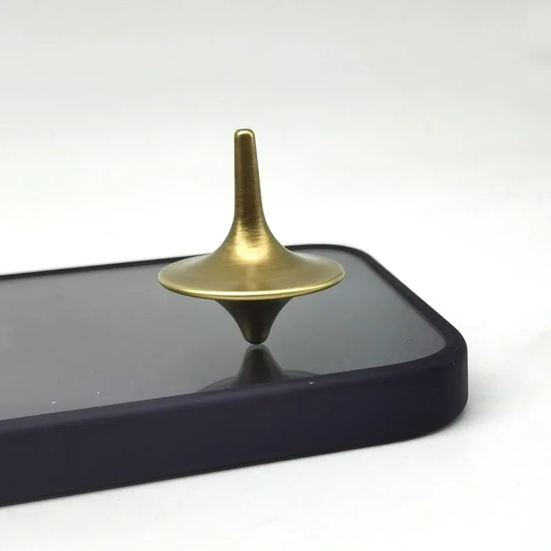 Mini Metal Gyroscope, EDC Small Toy, Fingertip Whirlwind Gyroscope Anti-stress and Irritability Toy, Exquisite Adult Gift