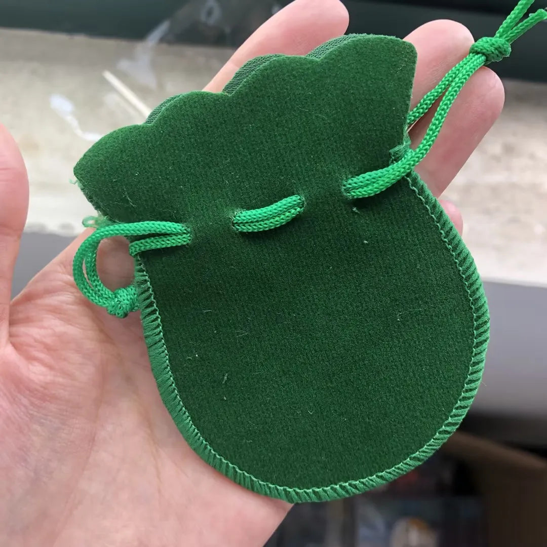 47077503631661|47077503762733