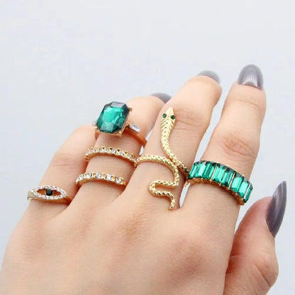 30Pcs/Lot New Rings for Women Vintage Gem Snake Spider Gossip Bohemian Party Girls Set Wedding Ring Jewelry Love Gift.Free shipping