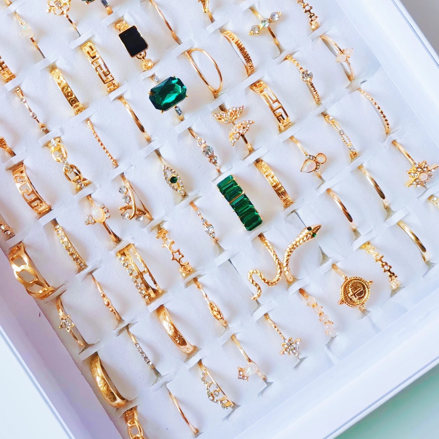 30Pcs/Lot New Rings for Women Vintage Gem Snake Spider Gossip Bohemian Party Girls Set Wedding Ring Jewelry Love Gift.Free shipping